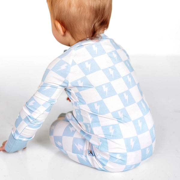 Checkered Bolts 2-Piece Bamboo Lounge Set