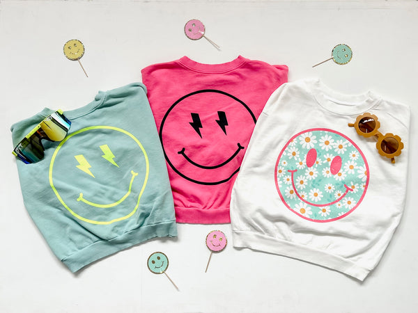 Happy Face Sweatshirt in Neon Pink
