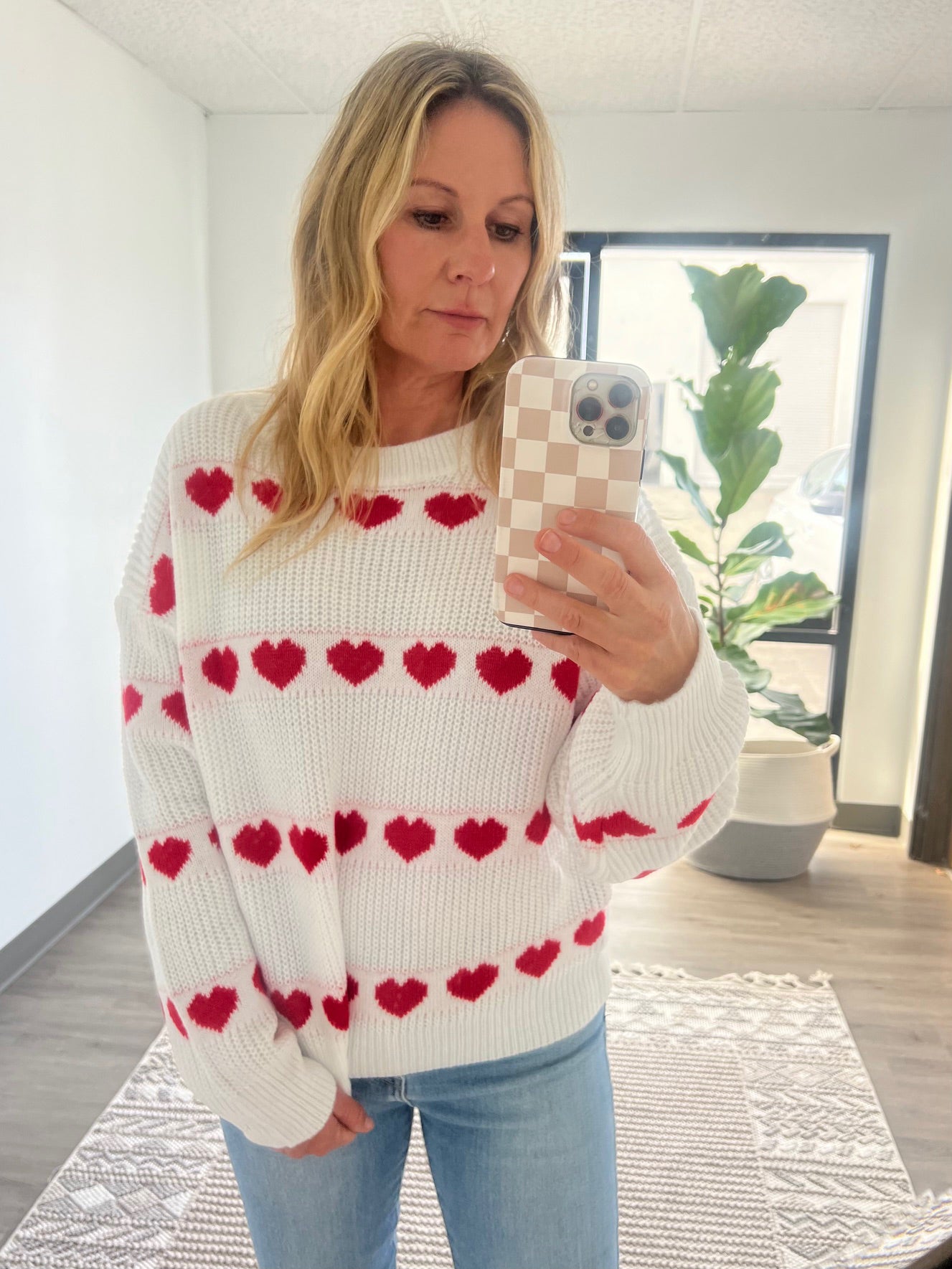 Women's Vintage Heart Sweater in White