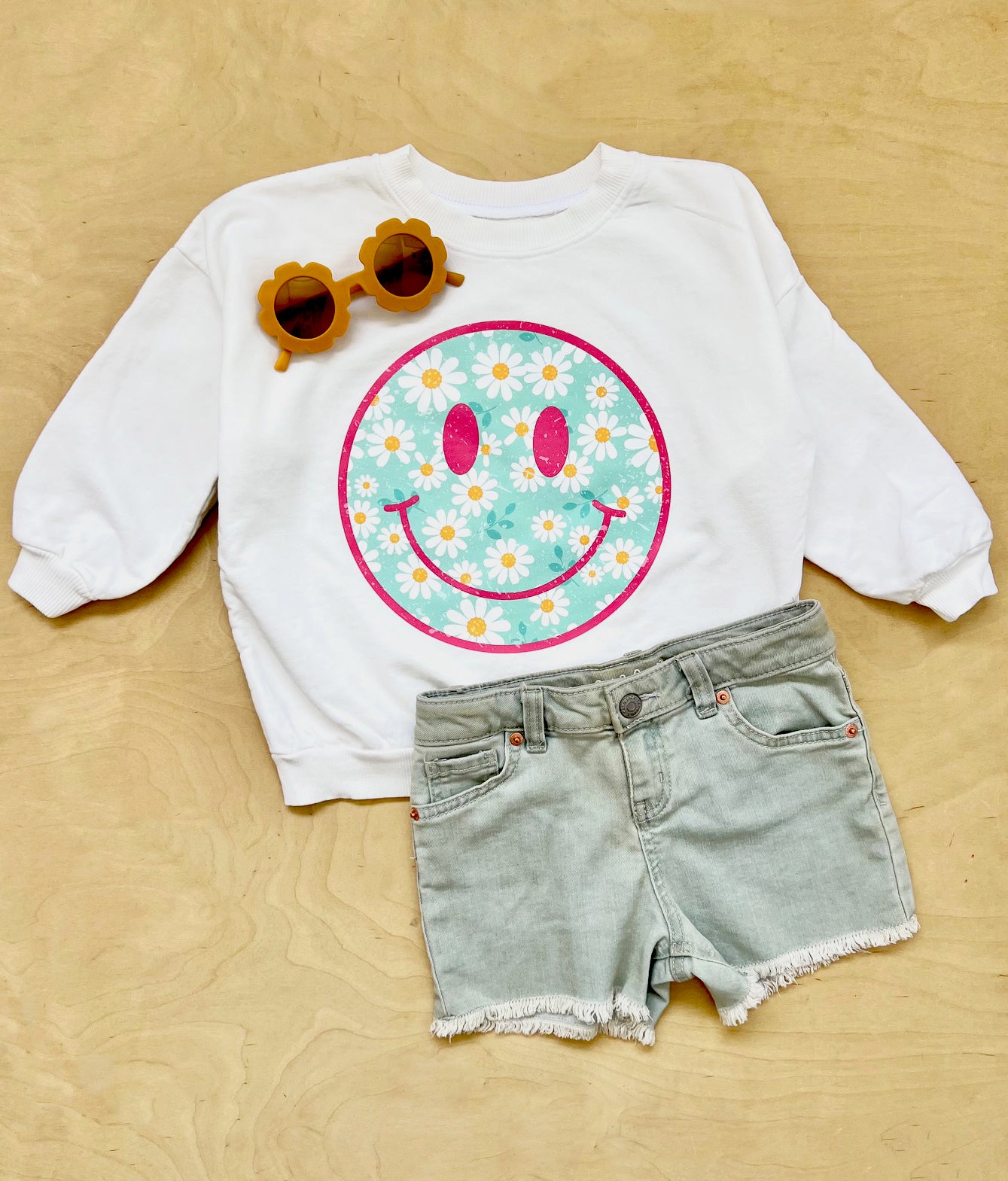 Daisy Happy Face Sweatshirt in Off White