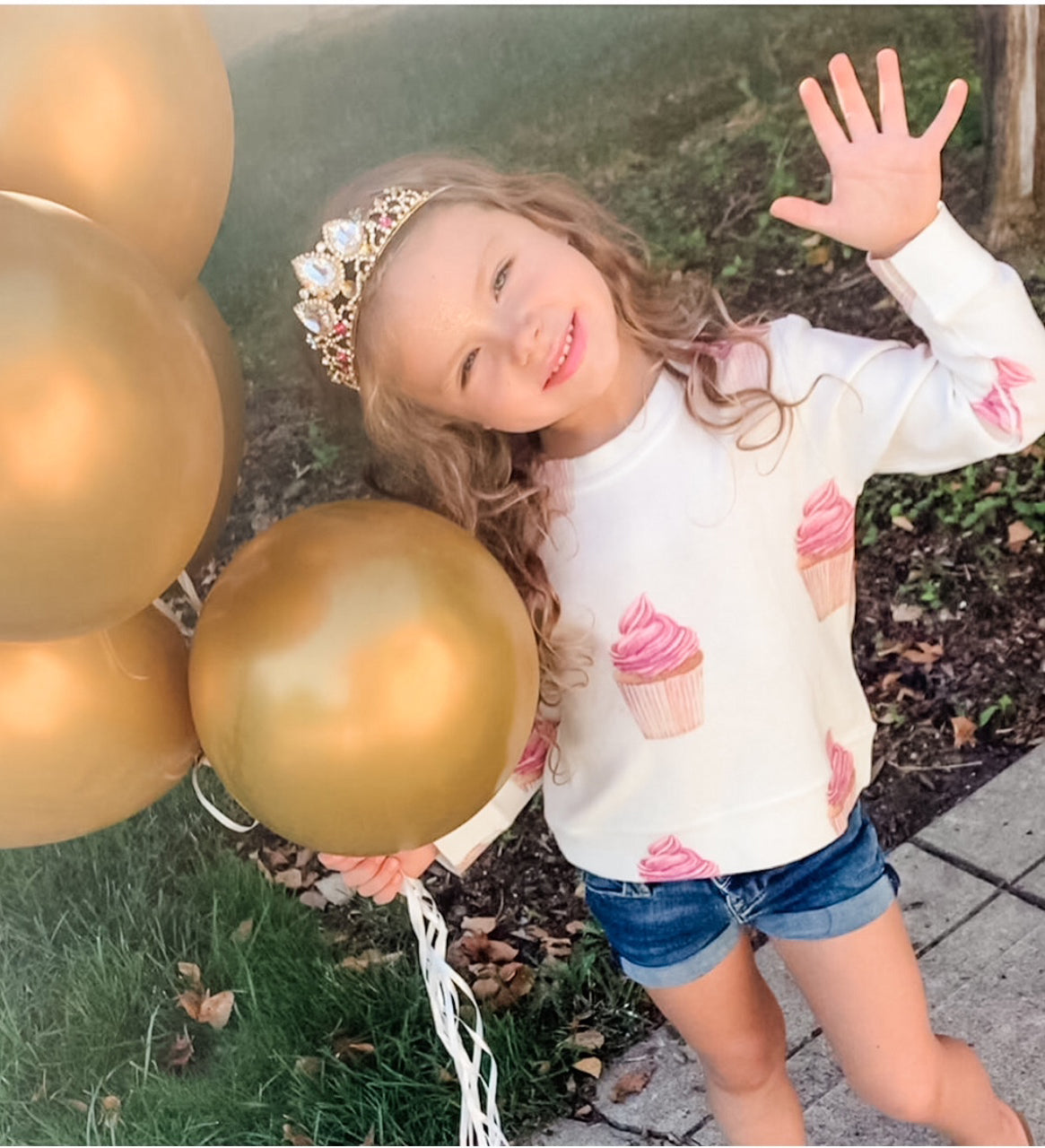 Kids Cupcake Sweatshirt in Off White