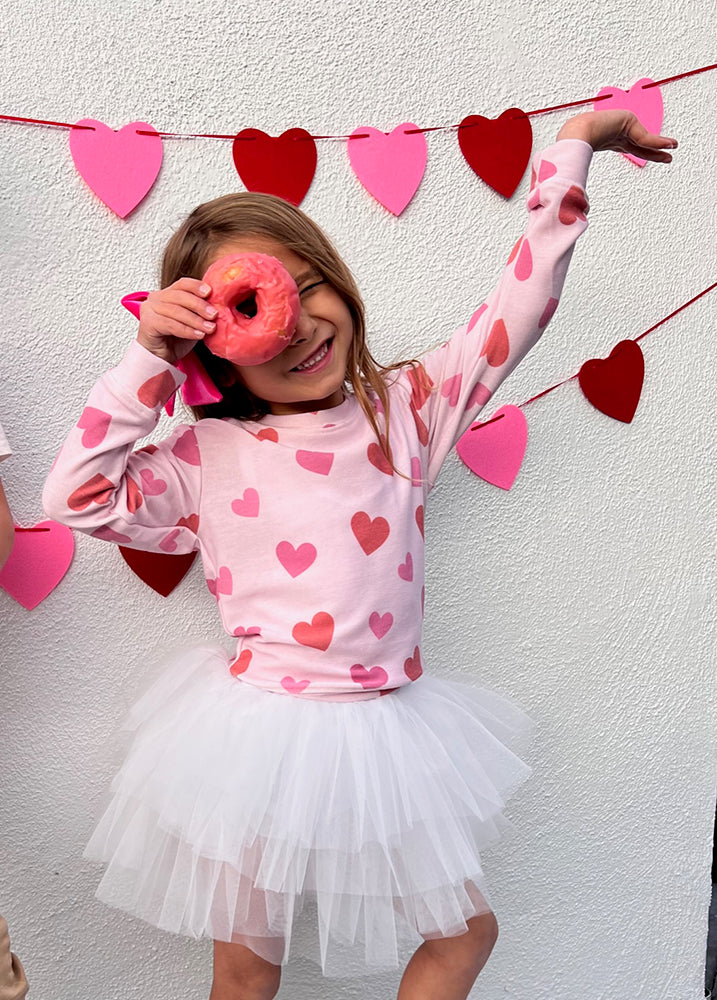 Floating Heart Sweatshirt in Pink